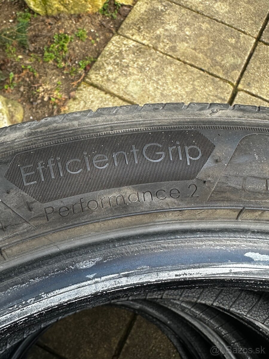 LETNÁ SADA 225/45 R17 GOODYEAR EFFICIENT GRIP PERFORMANCE 2 - 4