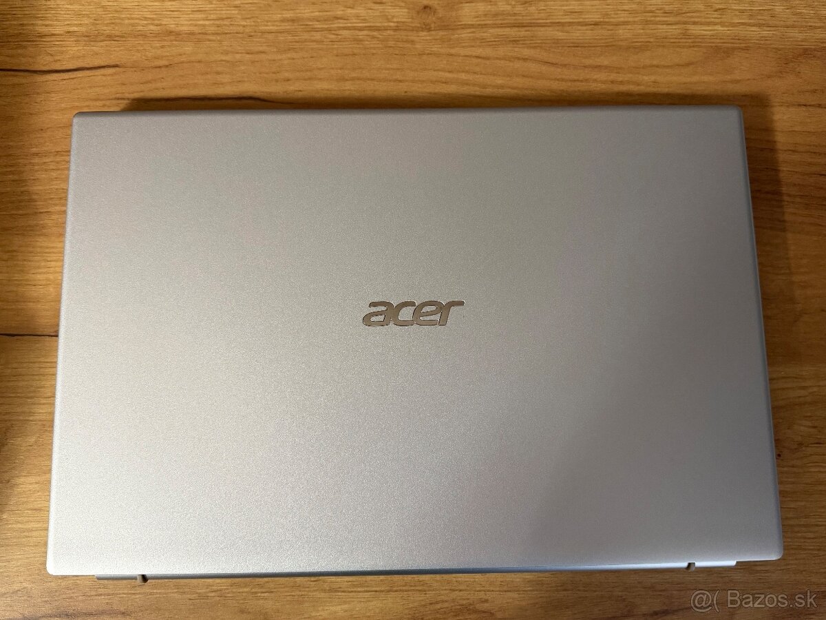 Acer Aspire 3 - 4