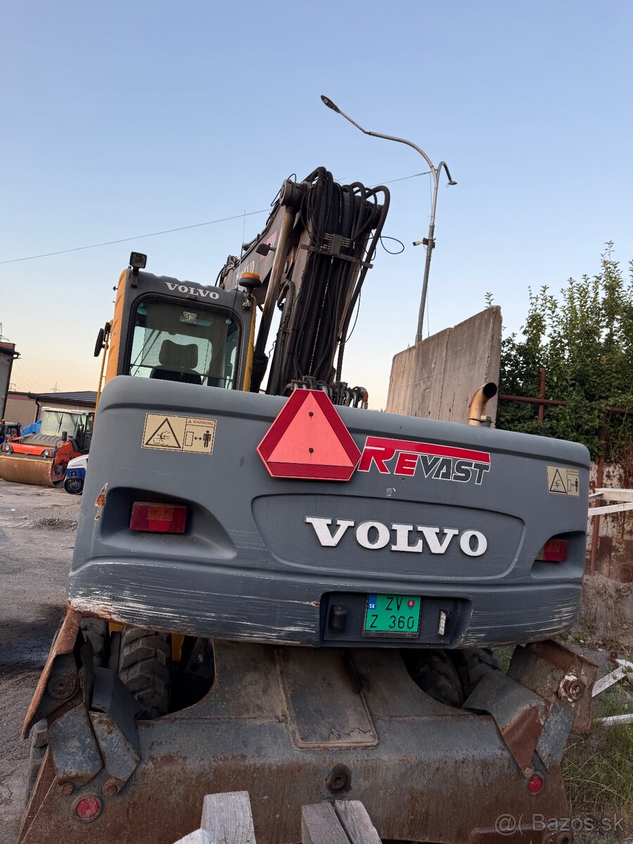 Predám kolesový bager Volvo Ew180B - 4