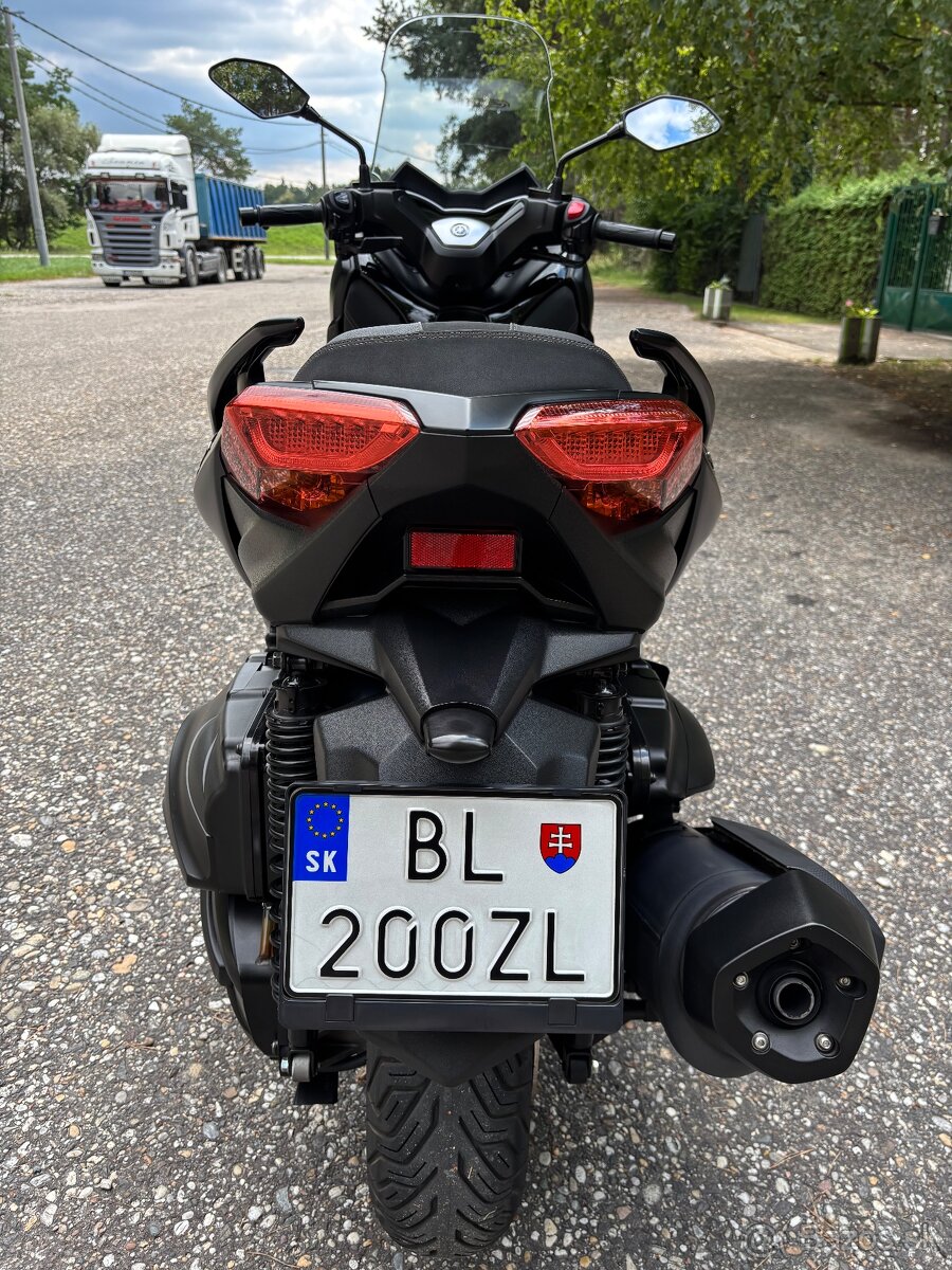 Yamaha X max 400 Iron Max DPH - 4