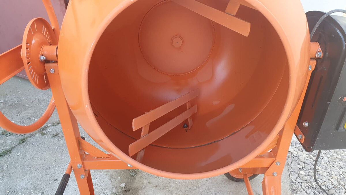 Miesacka takmer ako nova Hecht 2141 - 4