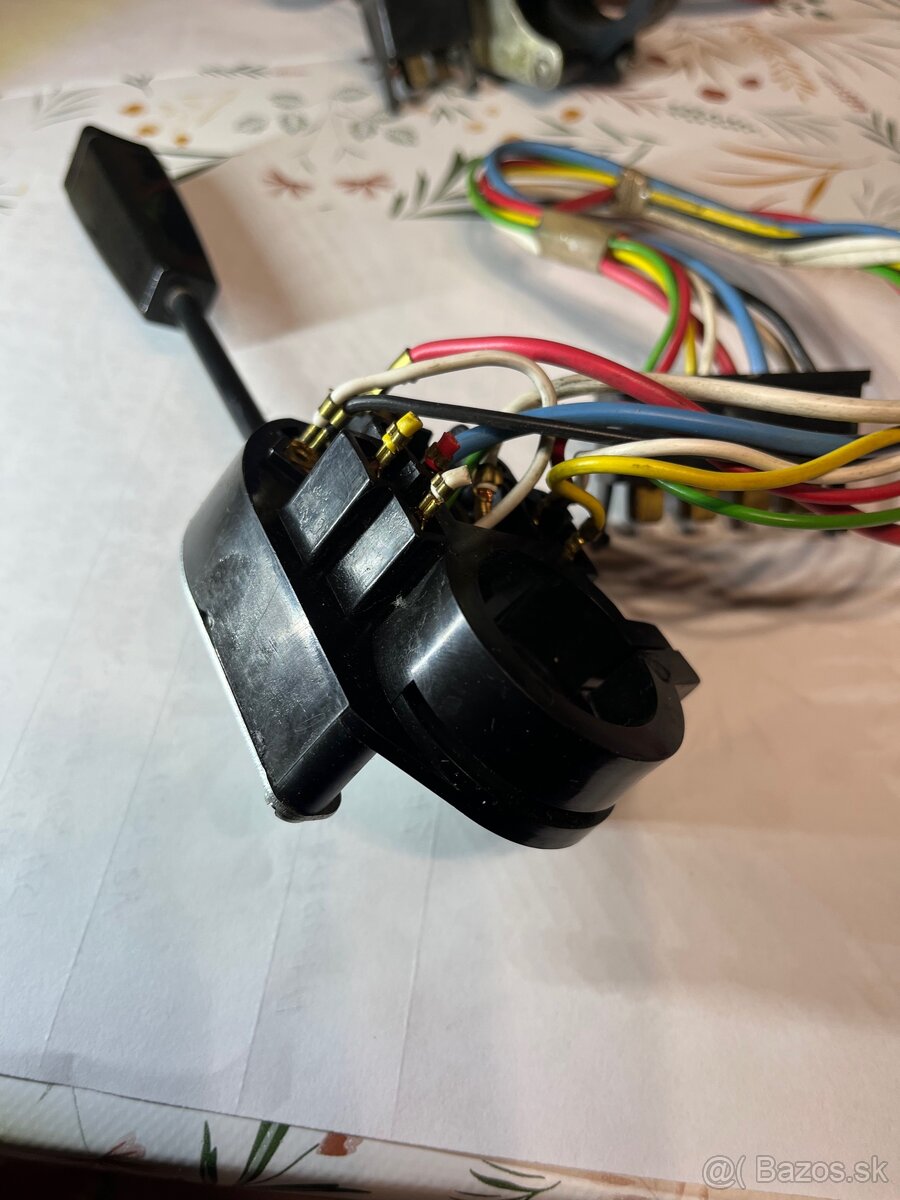 Prepínač smeroviek Škoda 120…… - 4