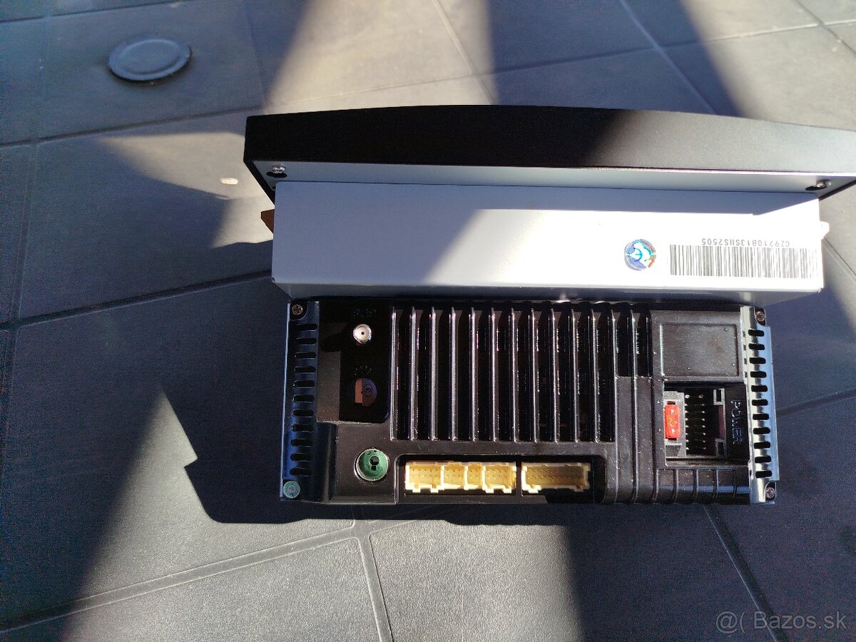 Predám autorádio pre Peugeot 3008 - 4