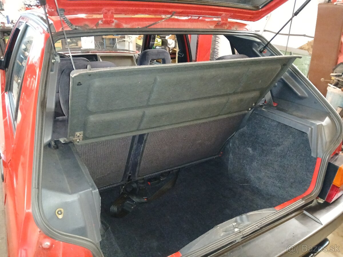 Predám Škoda favorit 1.3 glx - 4