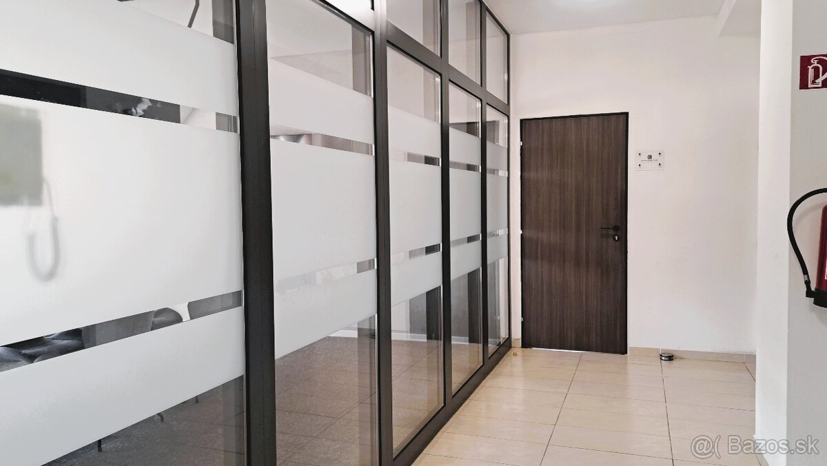 Reprezentatívny kancelársky priestor 40,06 m2 s parkovaním - 4