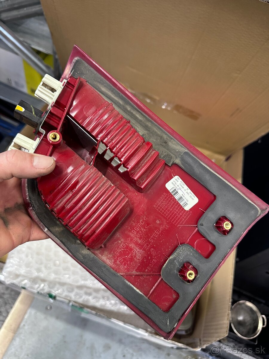 BMW X5 e53 zadné svetlá facelift - 4