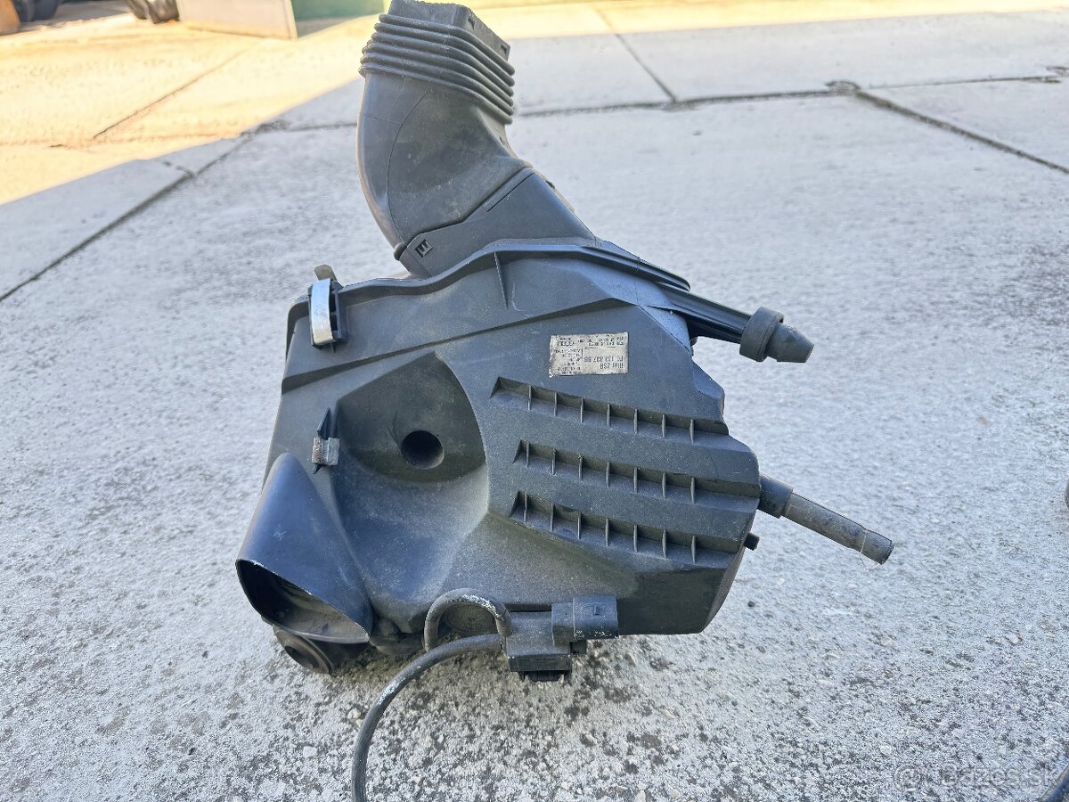 Audi A6 box pre vzduchový filter - 4