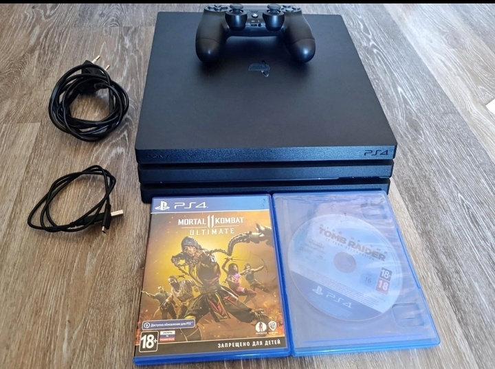PS4 pro + hry - 4