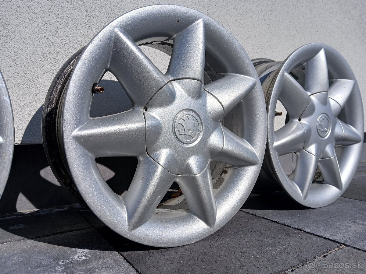 Felicia 4x100 R13 - 4