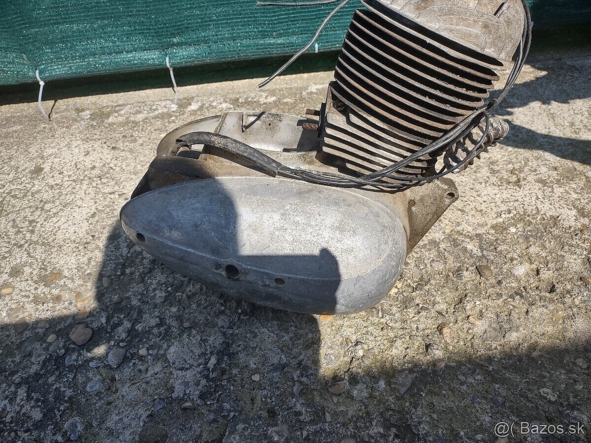 Jawa 250 353 - 4