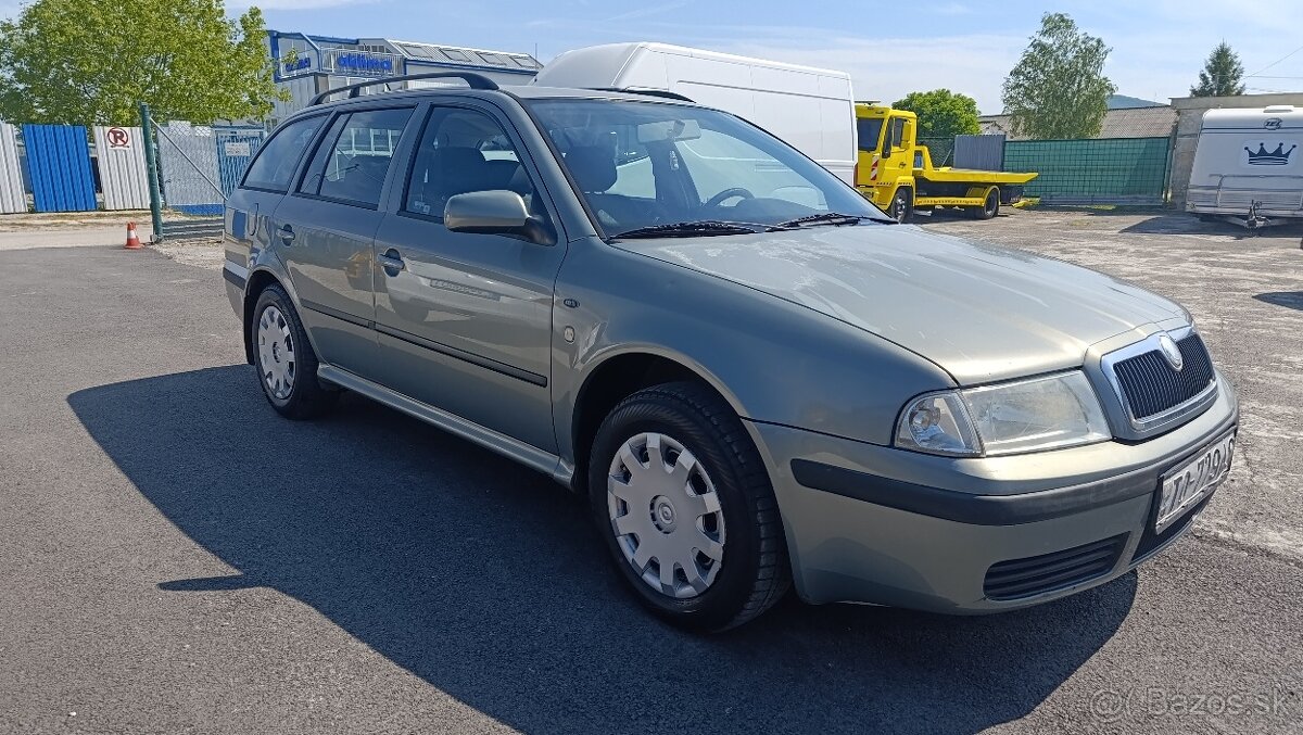 ✅️Škoda Octavia Combi 1.6i Elegance✅️ - 4