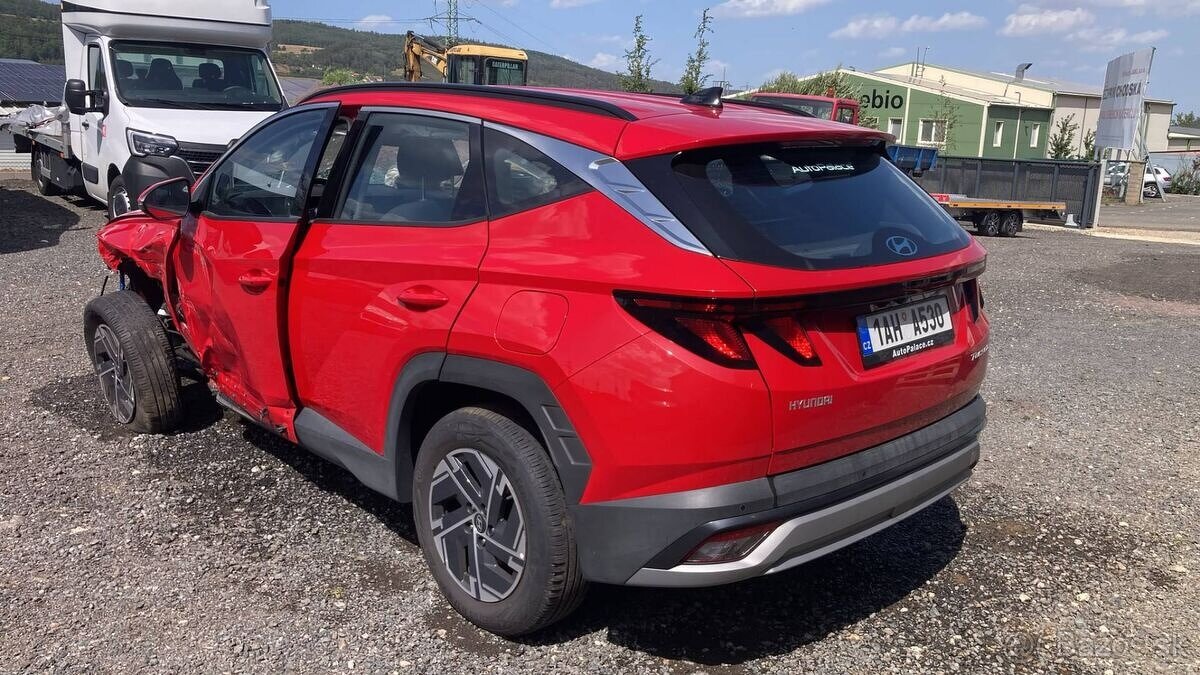 Hyundai Tucson - 4