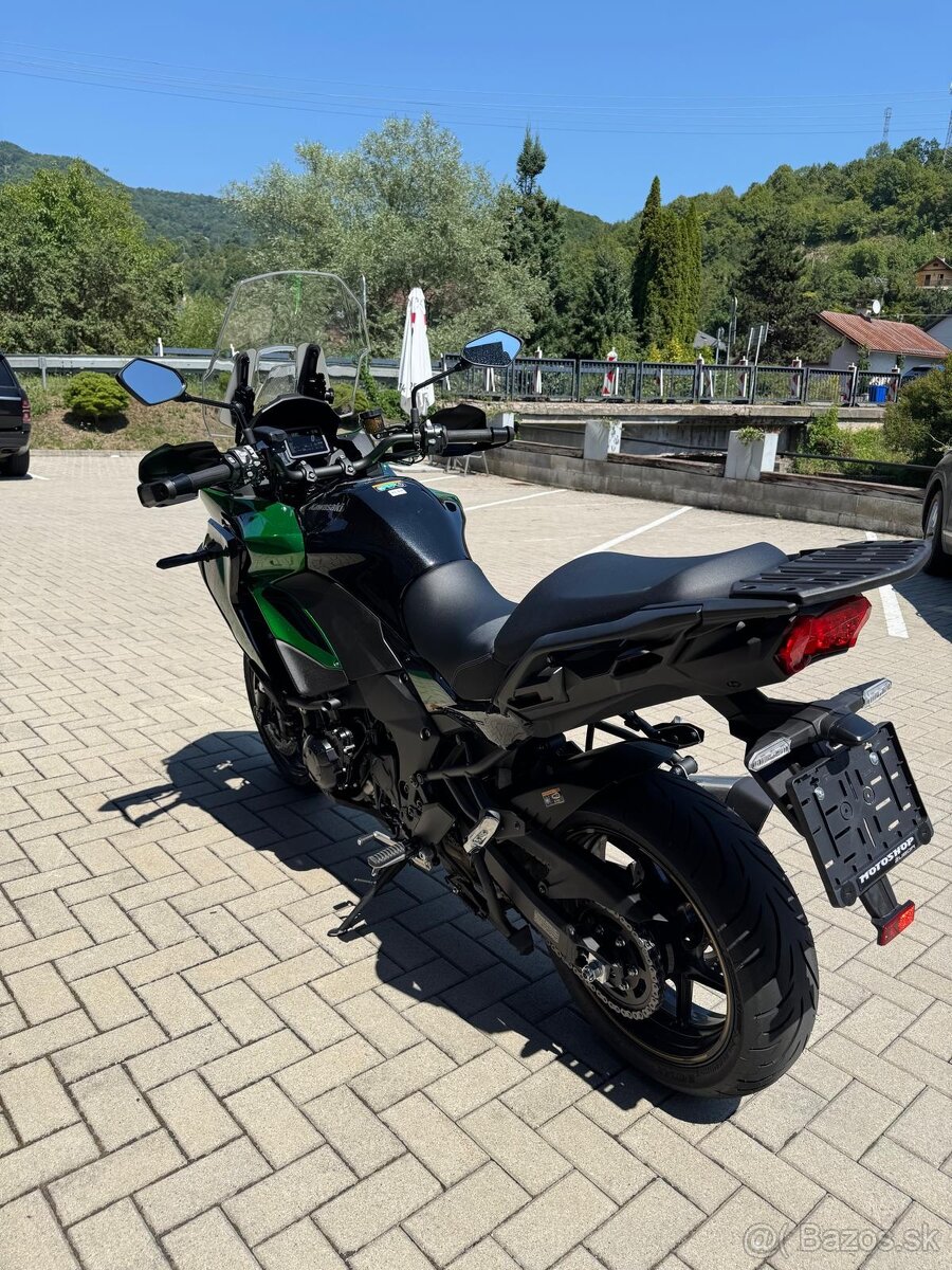 KAWASAKI VERSYS 1100 SE - 4