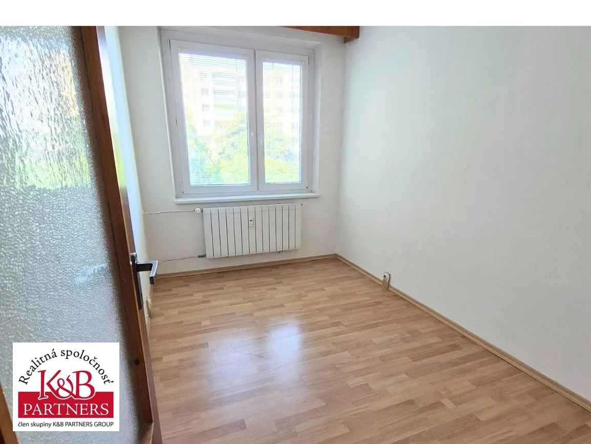 Ponúkame na predaj pekný-priestranný 4izb. byt v Trenčíne - 4