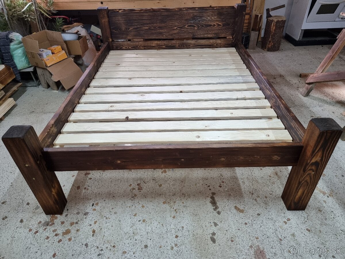 Postele z masívu - 4