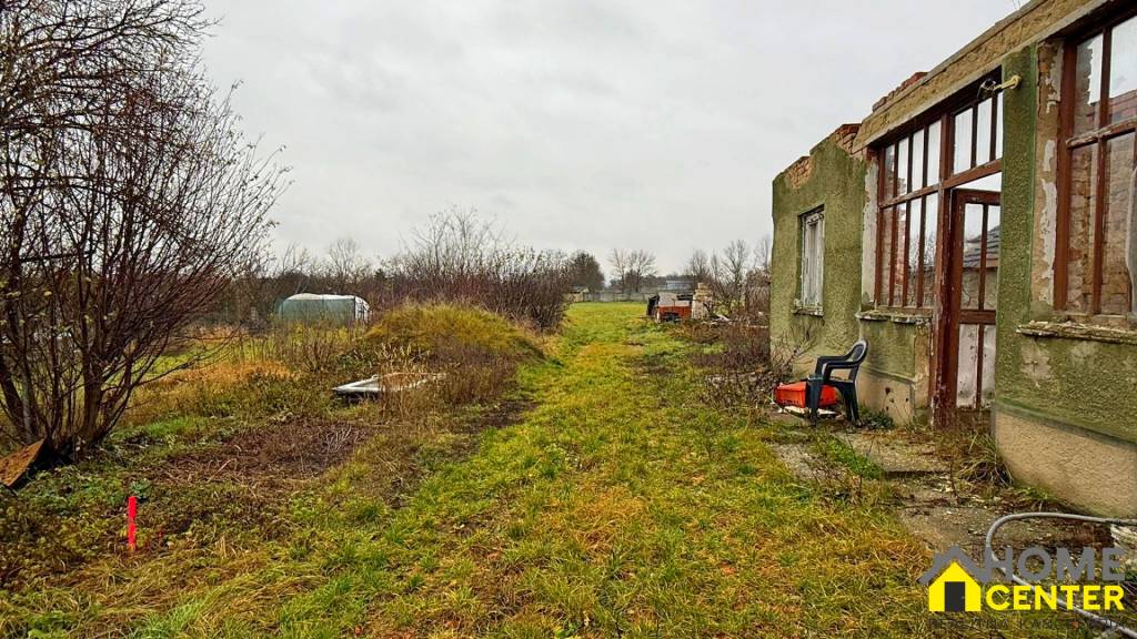 NA PREDAJ STAVEBNÝ POZEMOK V PRIBETE - 4