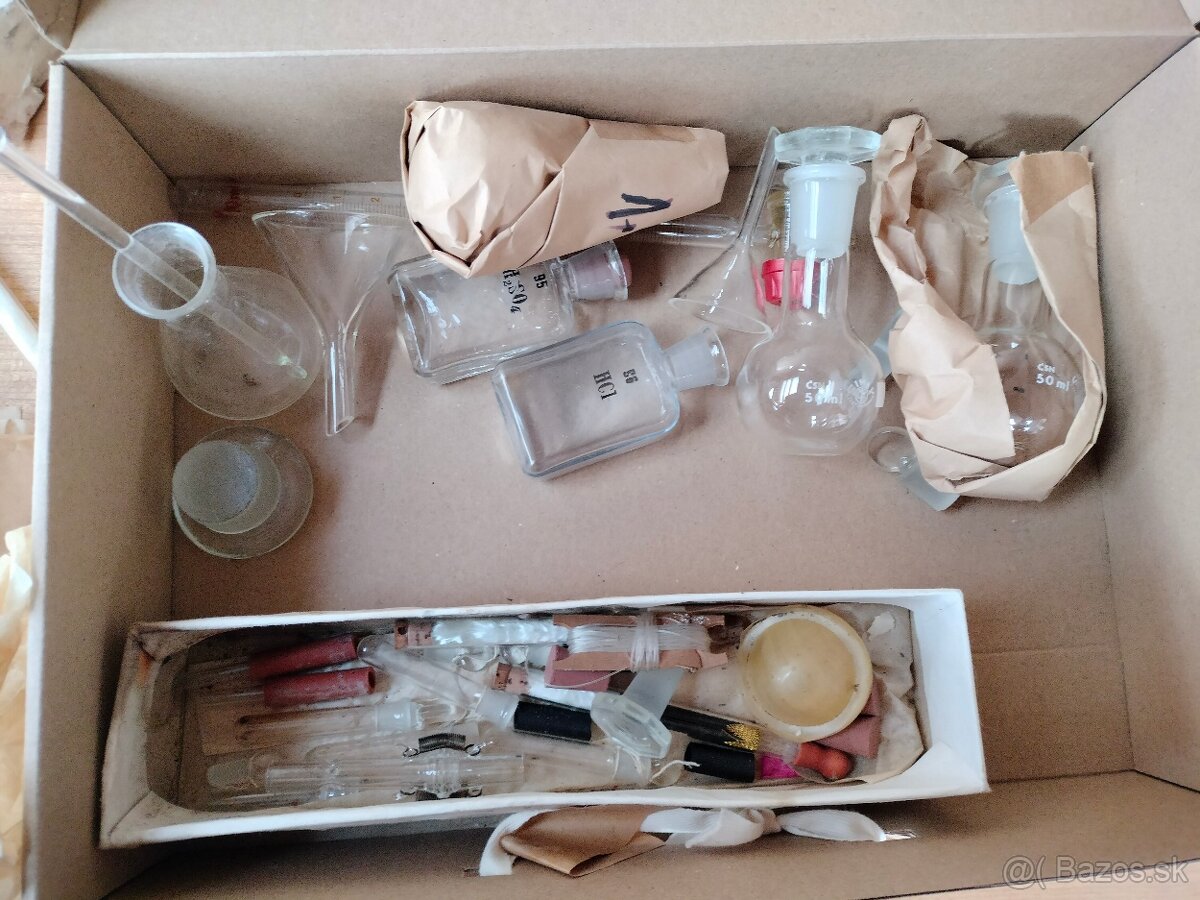 Laboratórne sklo - 4