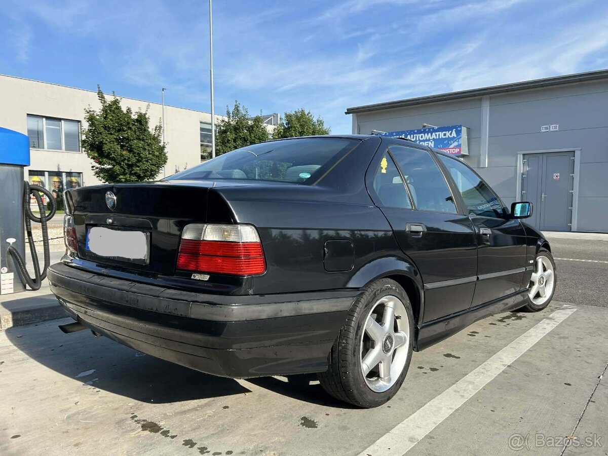 Predám BMW E36 - 4