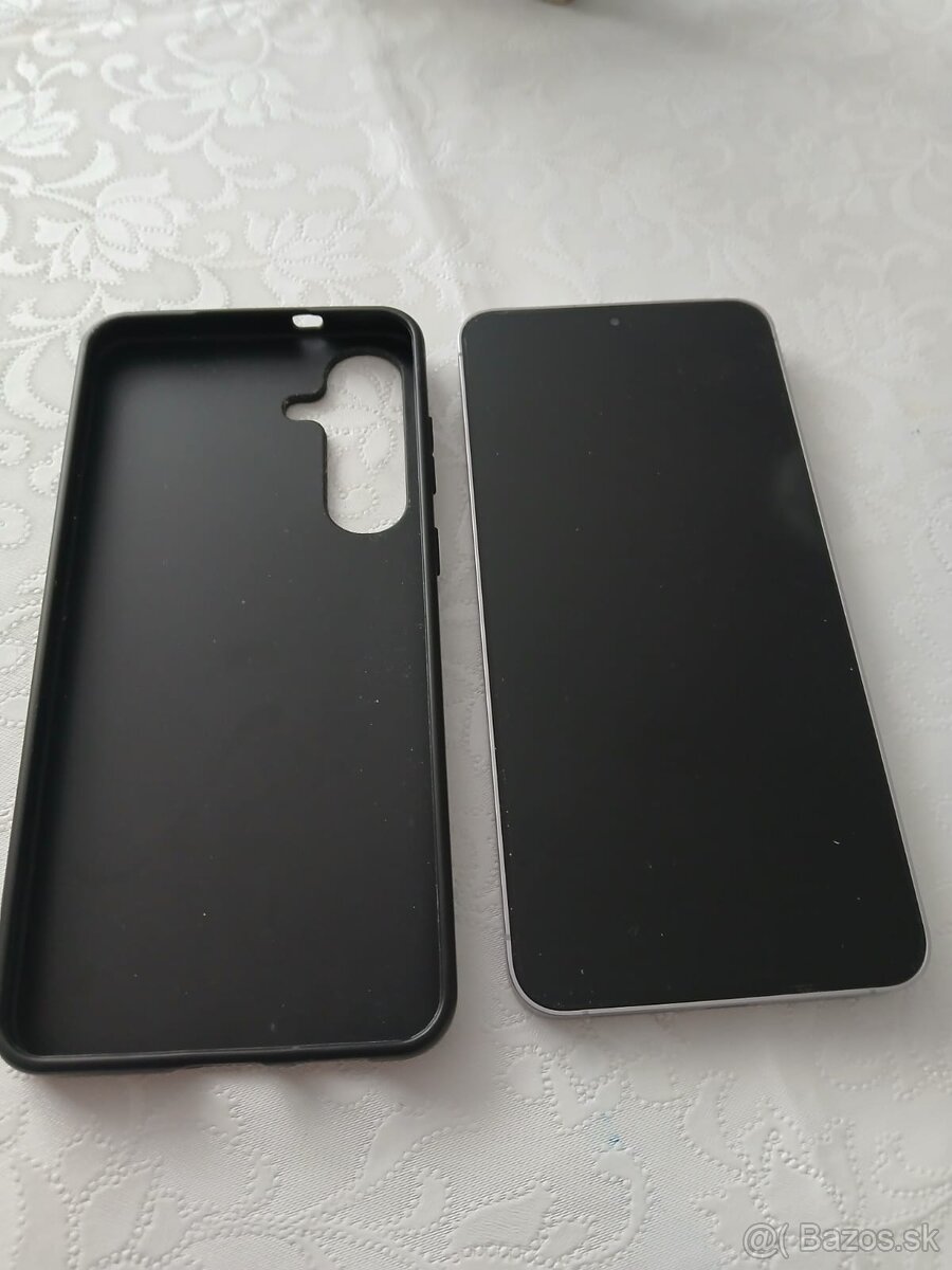 Samsung Galaxy S25 FE 8/128GB - 4