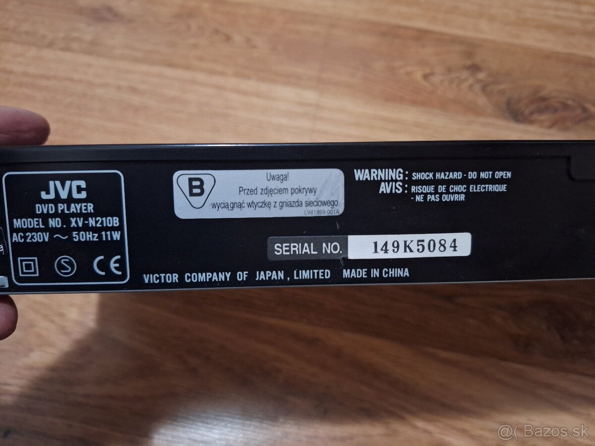 JVC DVD prehrávač XV-N210B - 4