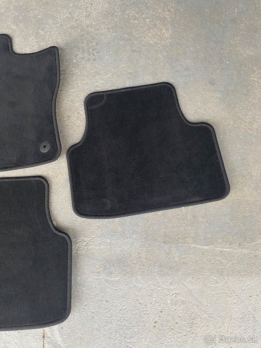 Textilné koberce Škoda octavia 3 - 4