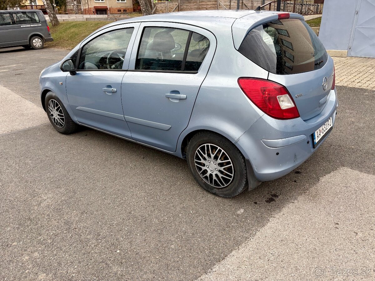 Opel Corsa D 1.2 59kw benzin - 4