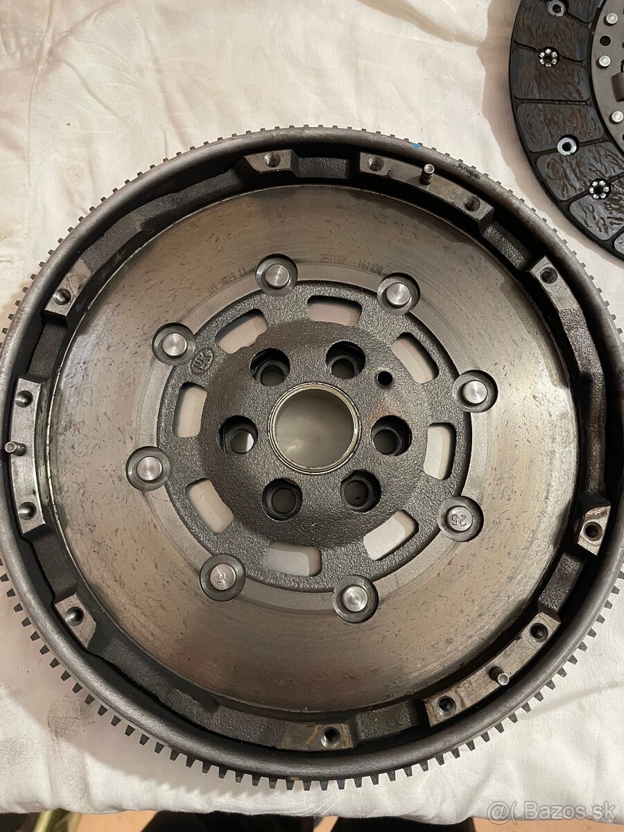 Golf 4 spojka komplet 1.9 - 4