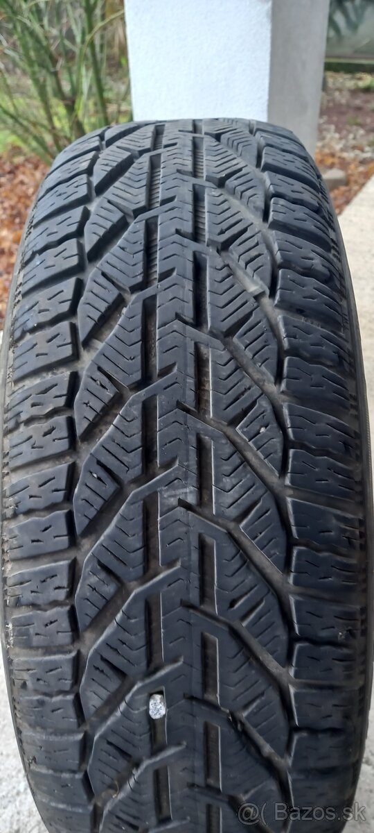 2x zimné 215/60/16 - 4