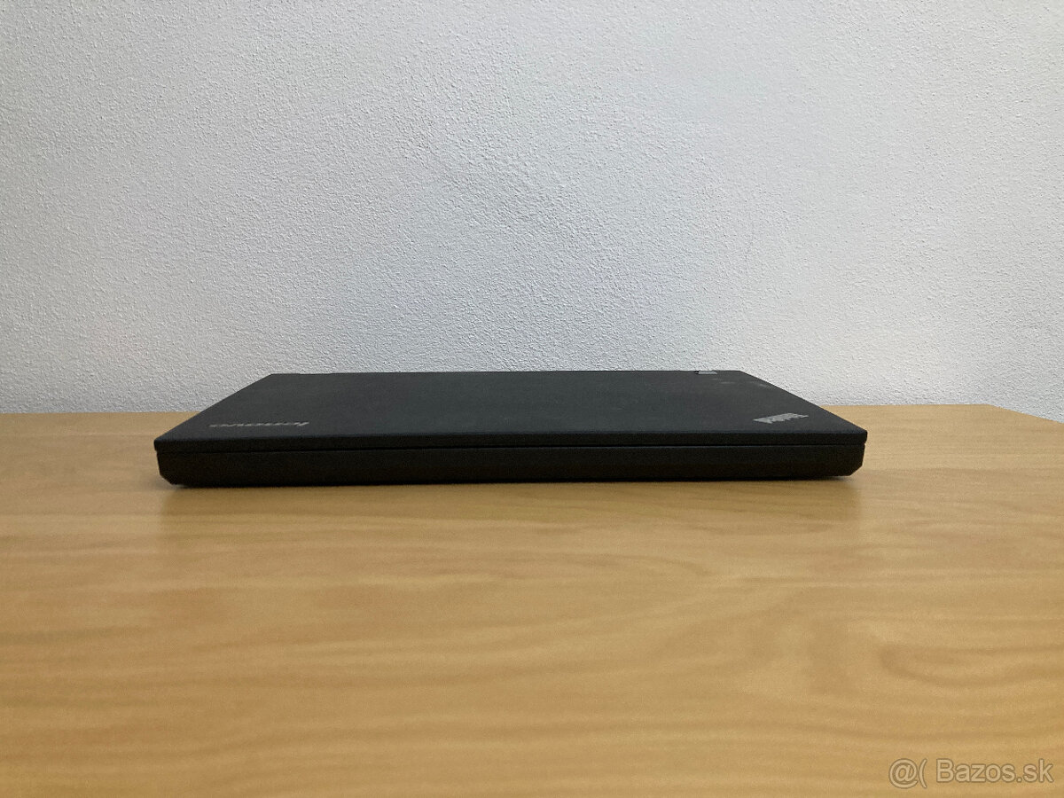 Lenovo ThinkPad T540p 15.6" 16 GB RAM 256 GB HDD - 4