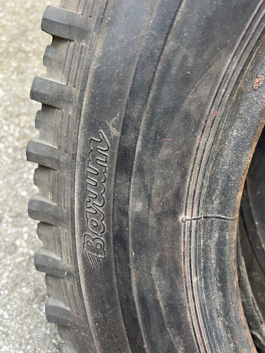 Pneumatiky 4ks Praga,Tatra - 4