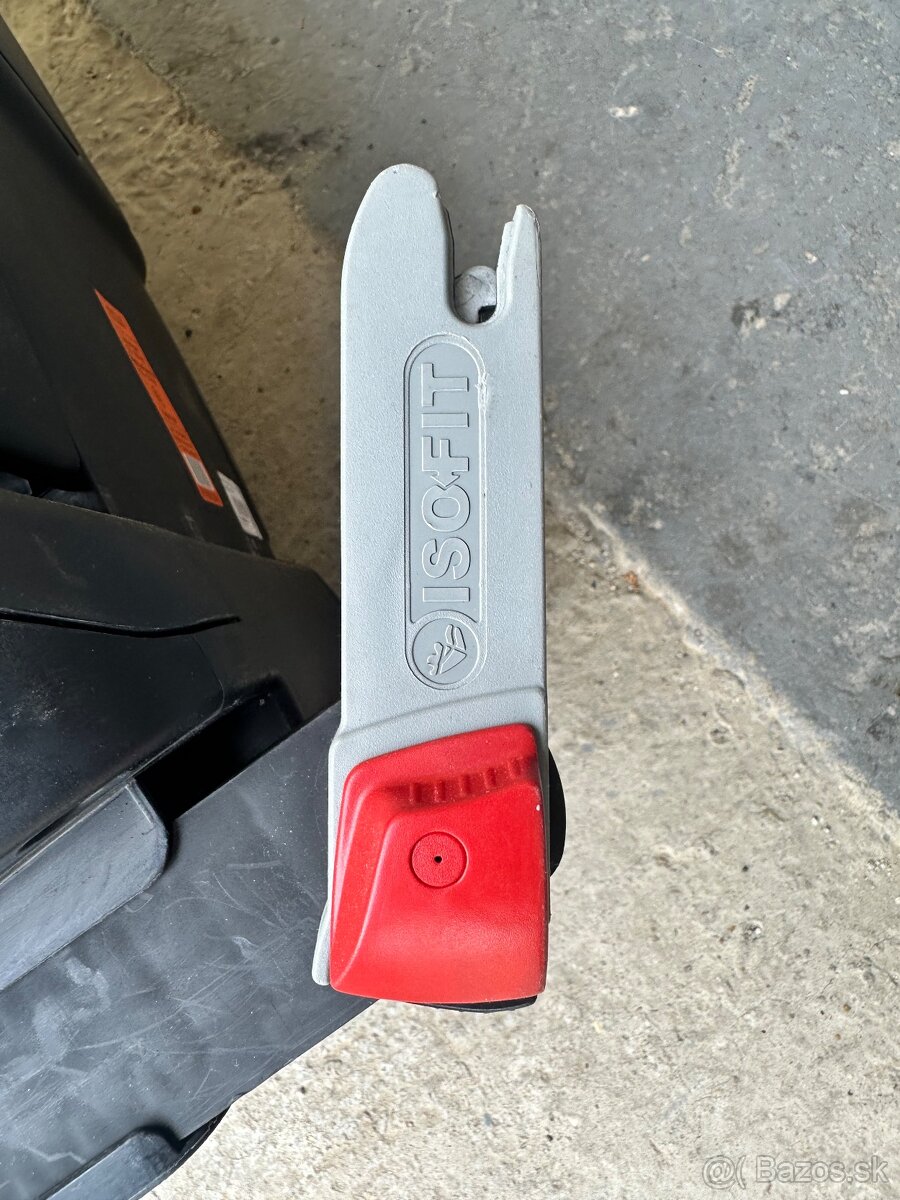 Predám autosedačku Britax Römer KIDFIX - 4