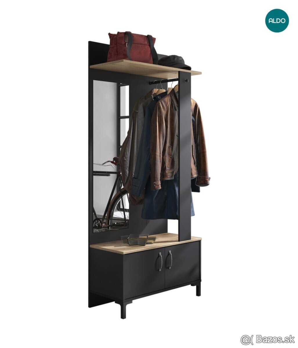 Vešiaková stena - 4