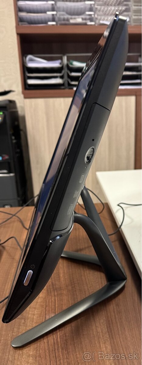 Lenovo All on One IdeCentre 300-20ISH - 4