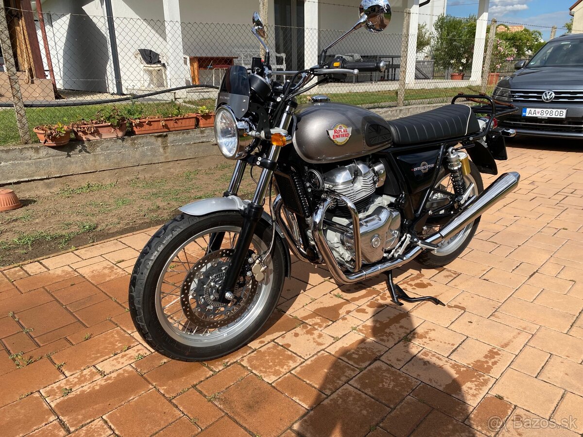 Royal Enfield Interceptor 650 - 4