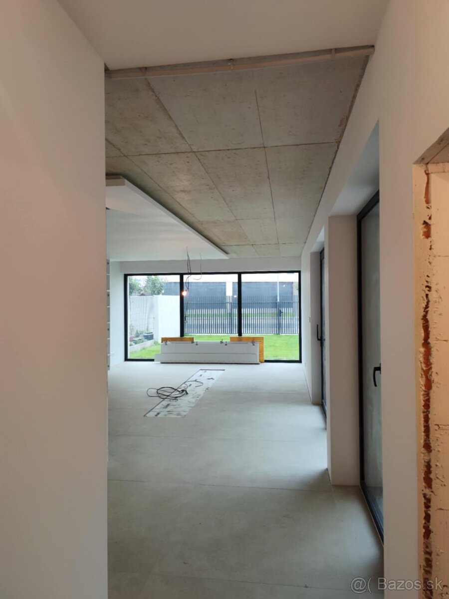 Strojové maľovanie -stierkovanie - 4