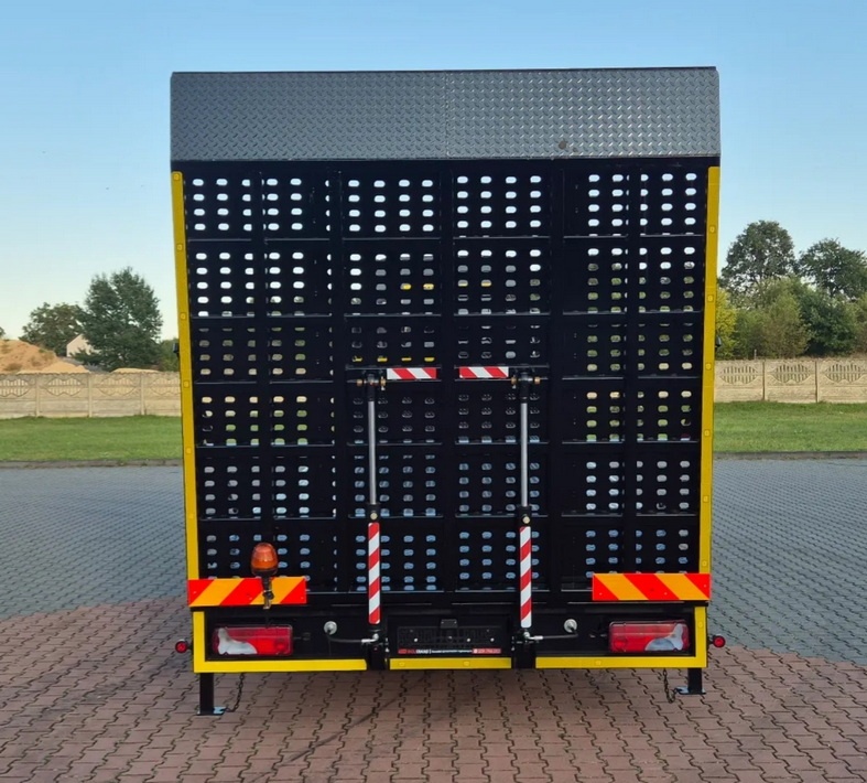 MAN TGS 26.480 8x2 E5 - odtahovka - 4