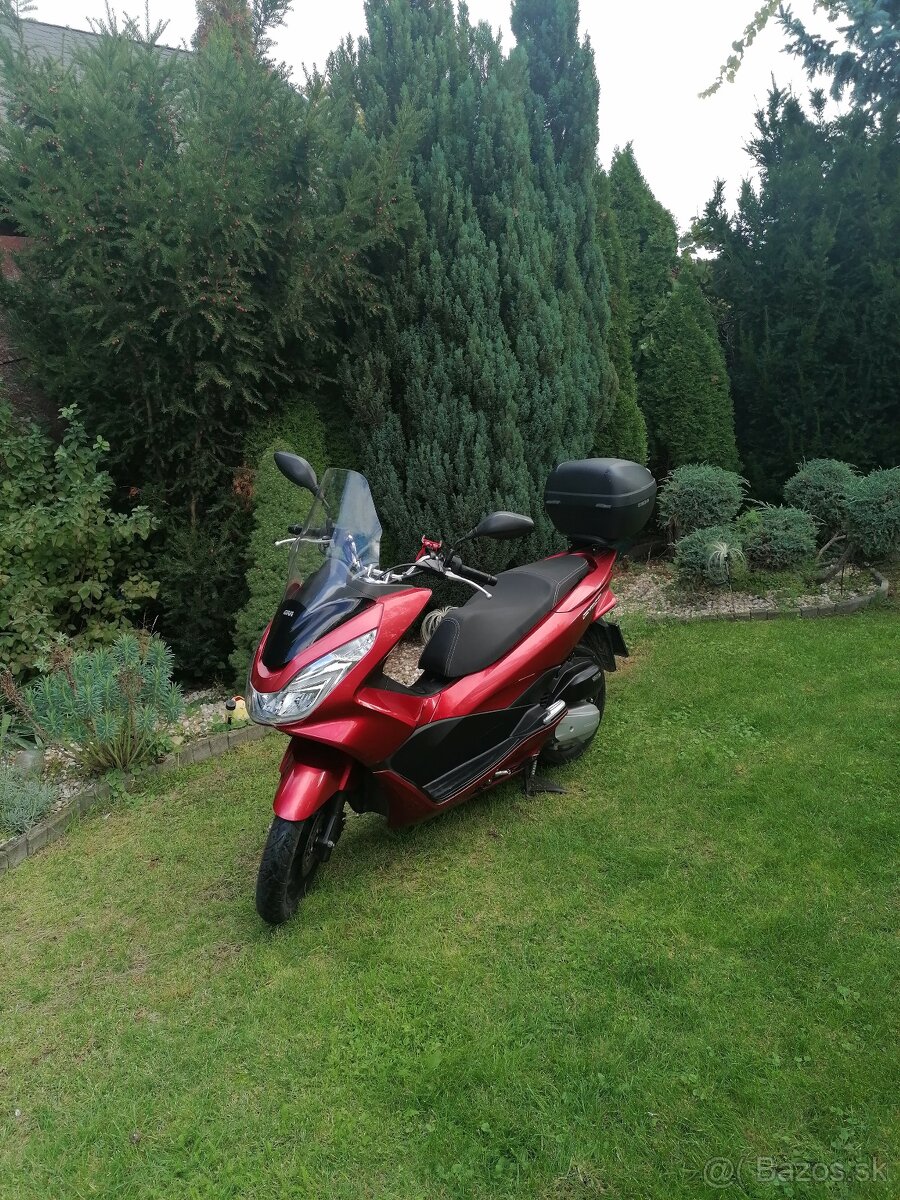 Honda 125 PCX - 4