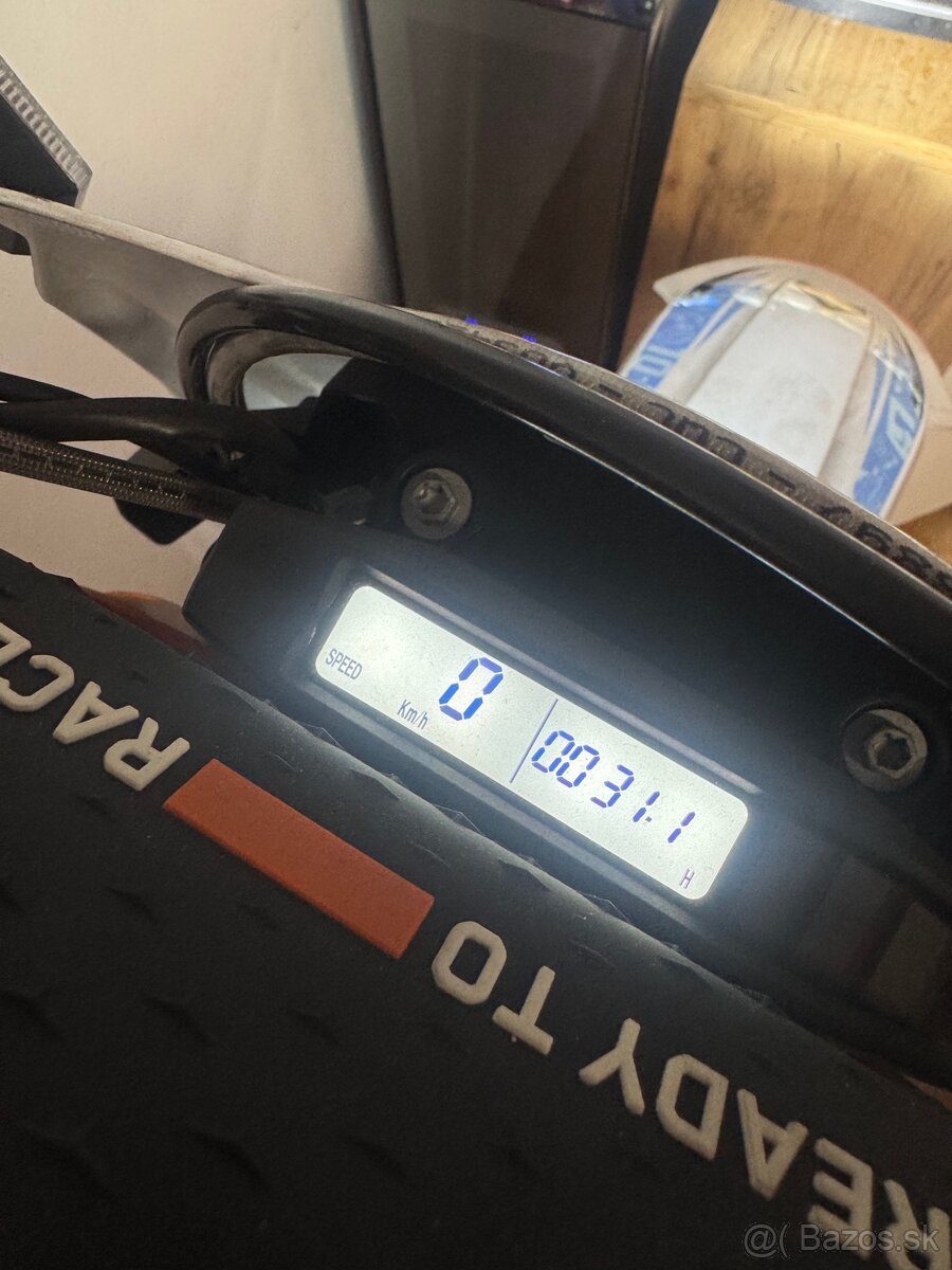 Predám Ktm EXC 300 sixdays TBI 2024
