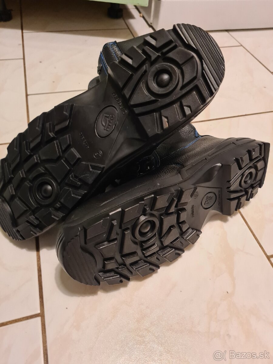 Pracovne topanky 43, 45 - 4