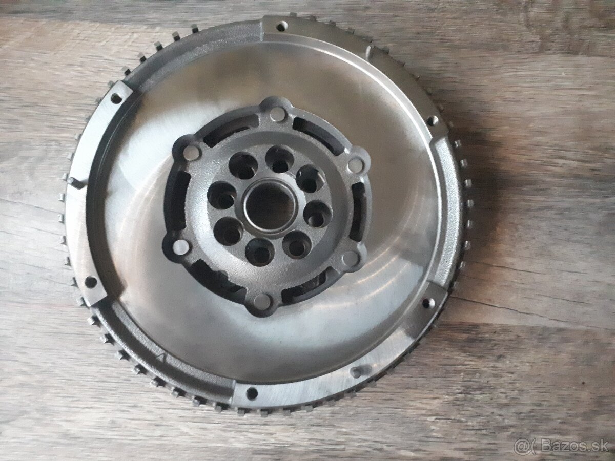 Zotrvačnik Mazda 3 Mazda 6 lift - 4