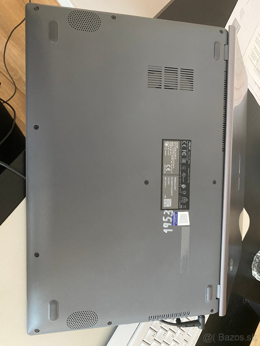 Asus SonicMaster 15 palcov, AMD Ryzen 5, 8GB RAM - 4