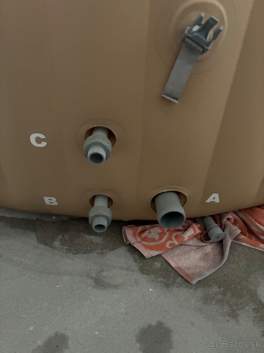 Nafukovacia virivka - 4