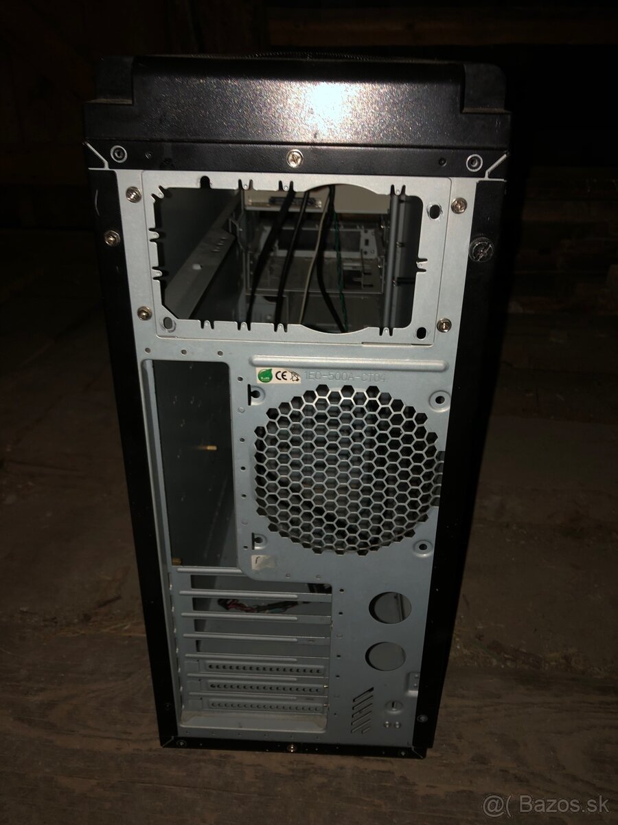 PC skrinka Chieftec - 4