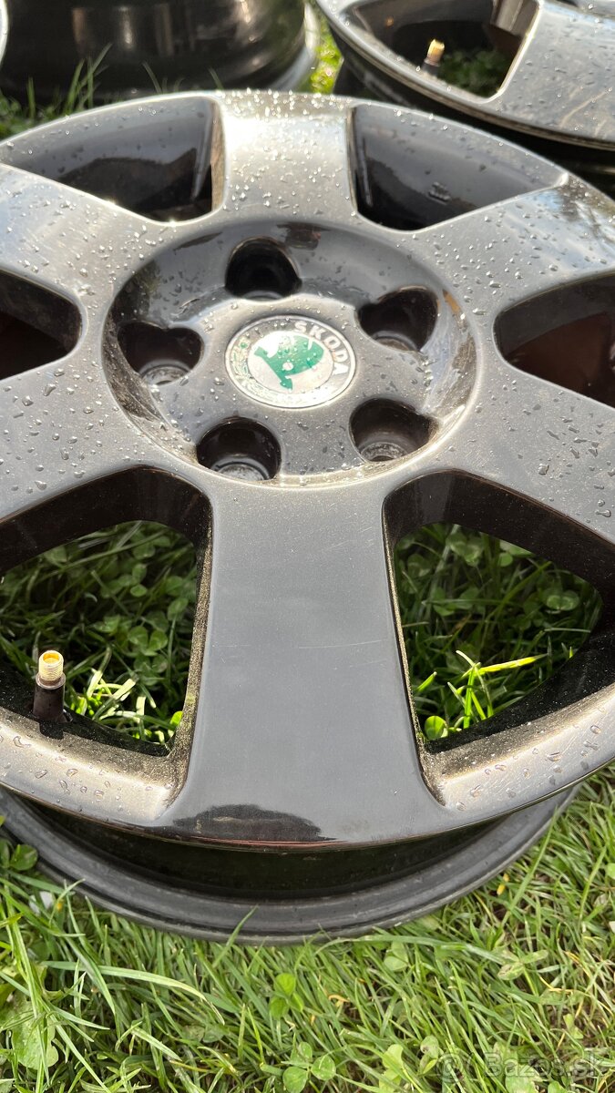 Disky Skoda 5x112 r15 vw group - 4