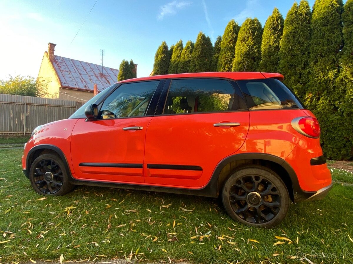 Predám skvelé kláštorné auto Fiat 500L - 4