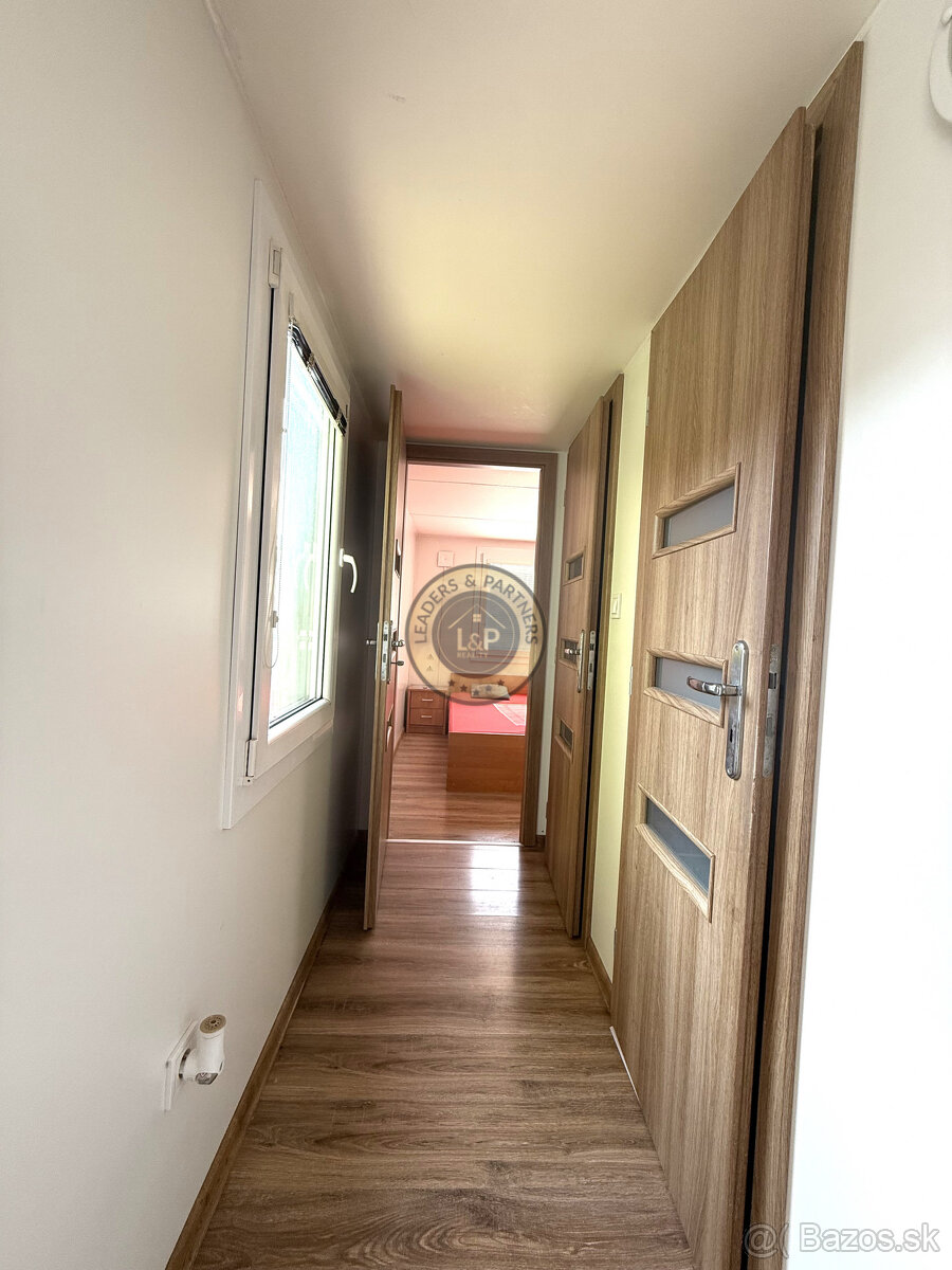 Na predaj 2iz. drevodom s malým pozemkom - 4