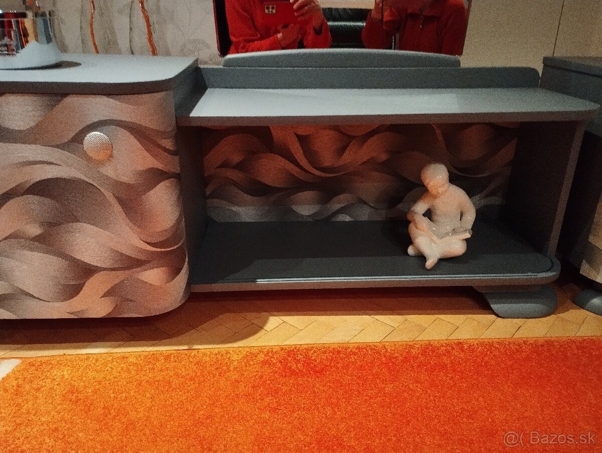 Nočné stolíky +zrkadlo - 4