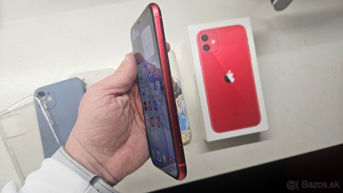 Apple iPhone 11 RED product 128GB - 4