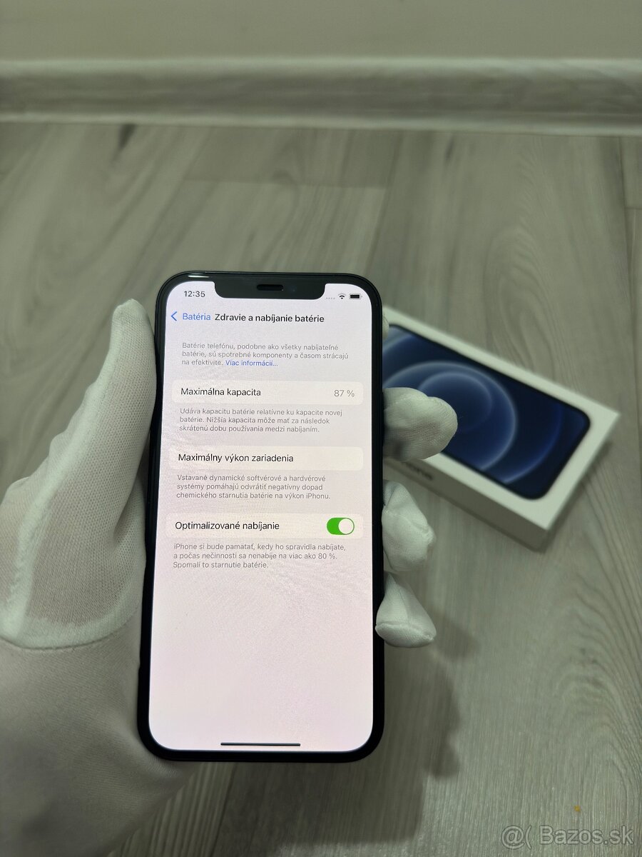 Apple iPhone 12 – 64 GB, čierny - 4