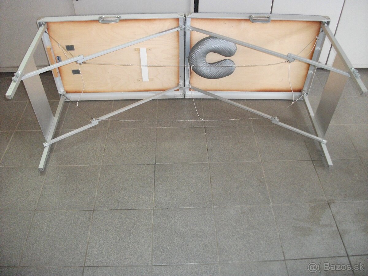 Predám hlinikový-mobilný masérsky/kozmetický stôl. - 4